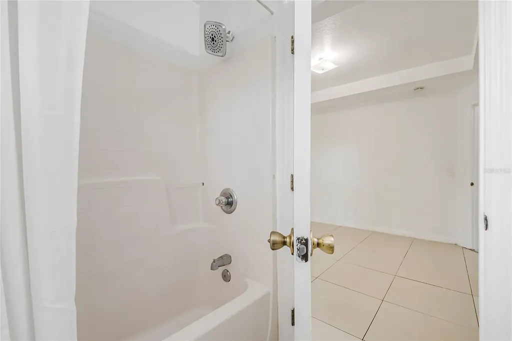 712 Virginia Avenue Auburndale FL 33823