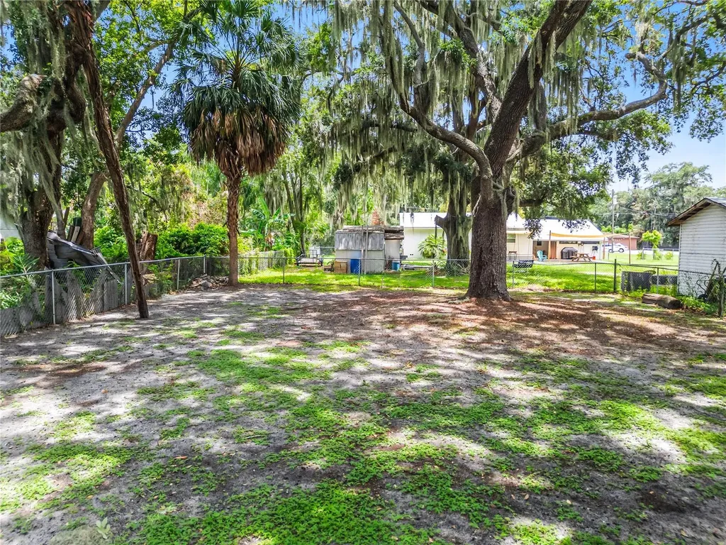 712 Virginia Avenue Auburndale FL 33823