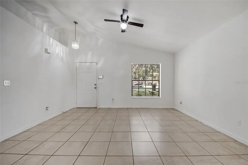 712 Virginia Avenue Auburndale FL 33823