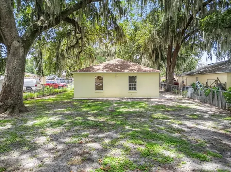 712 Virginia Avenue Auburndale FL 33823