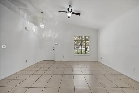 712 Virginia Avenue Auburndale FL 33823
