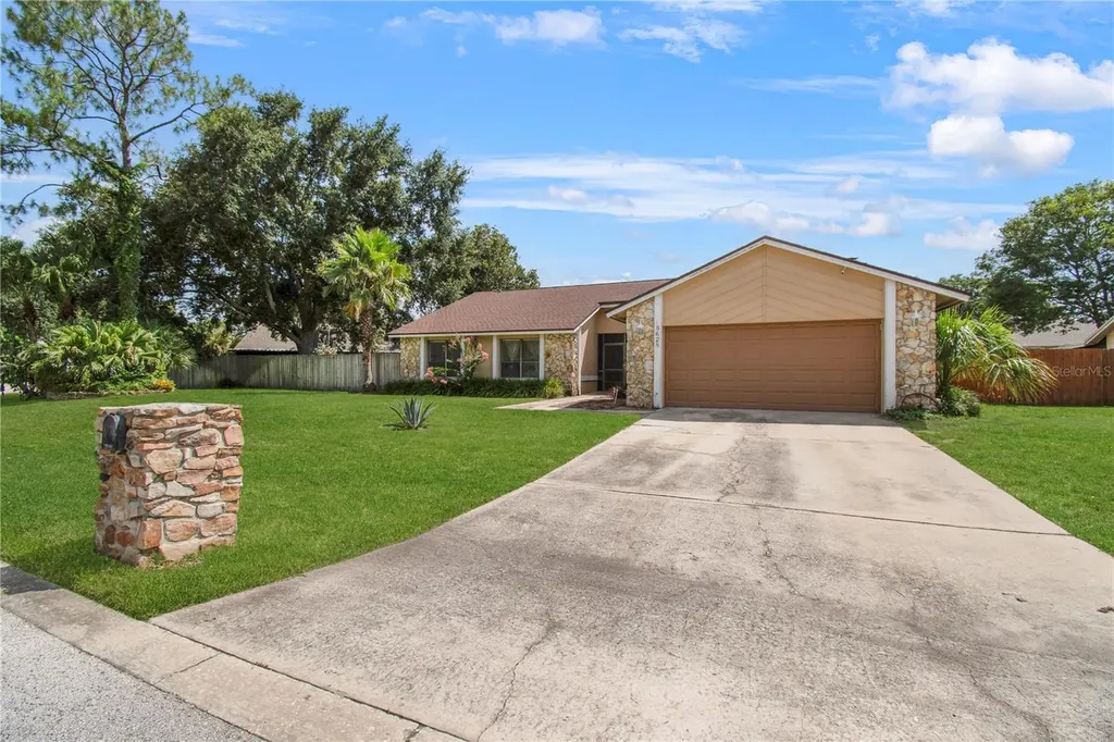 8628 Granada Boulevard Orlando FL 32836