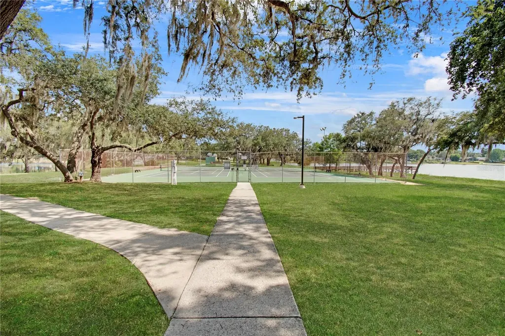 8628 Granada Boulevard Orlando FL 32836