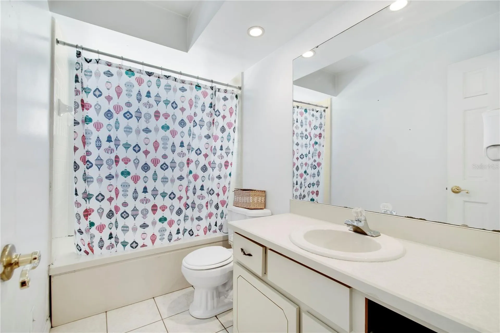 8628 Granada Boulevard Orlando FL 32836