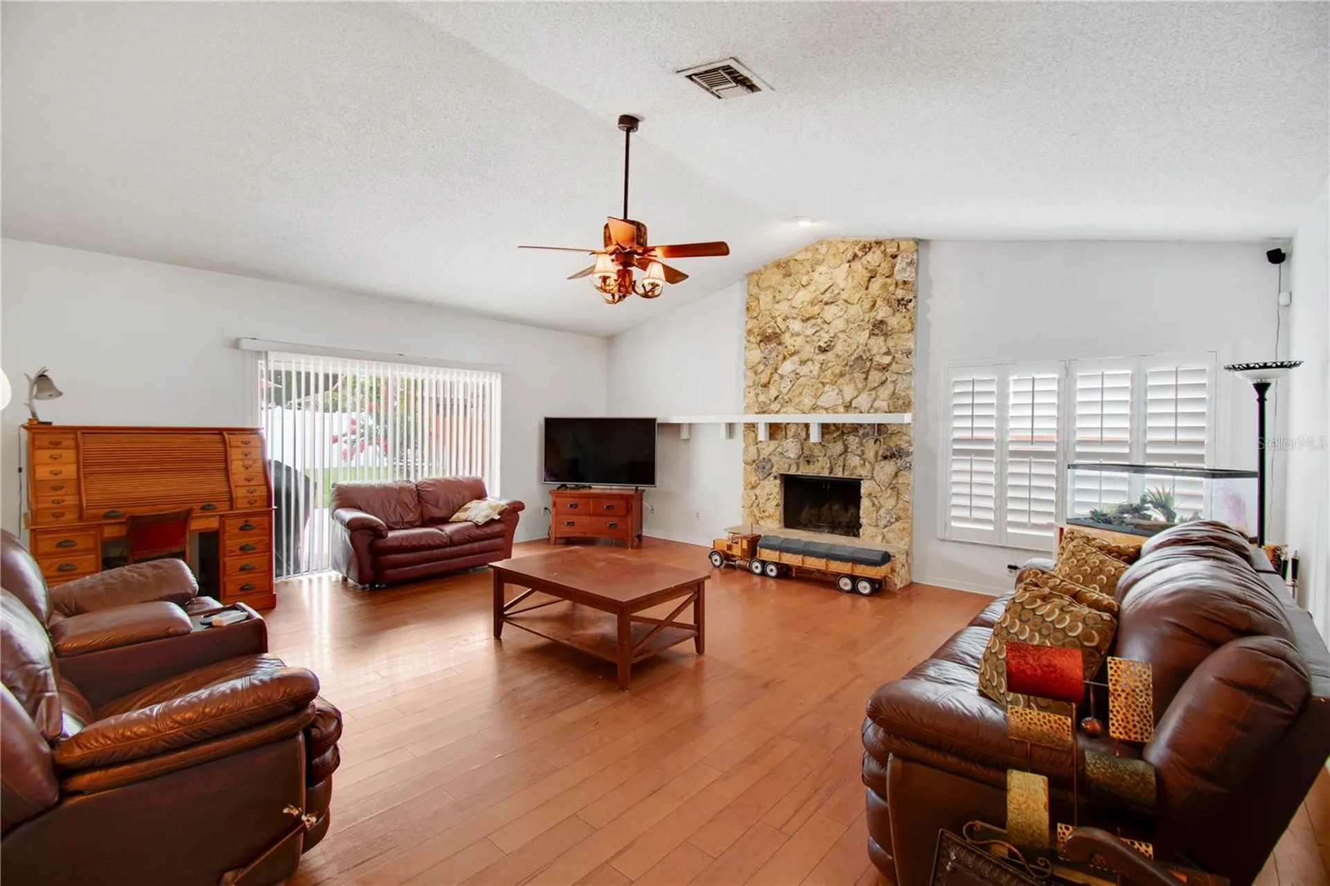 8628 Granada Boulevard Orlando FL 32836