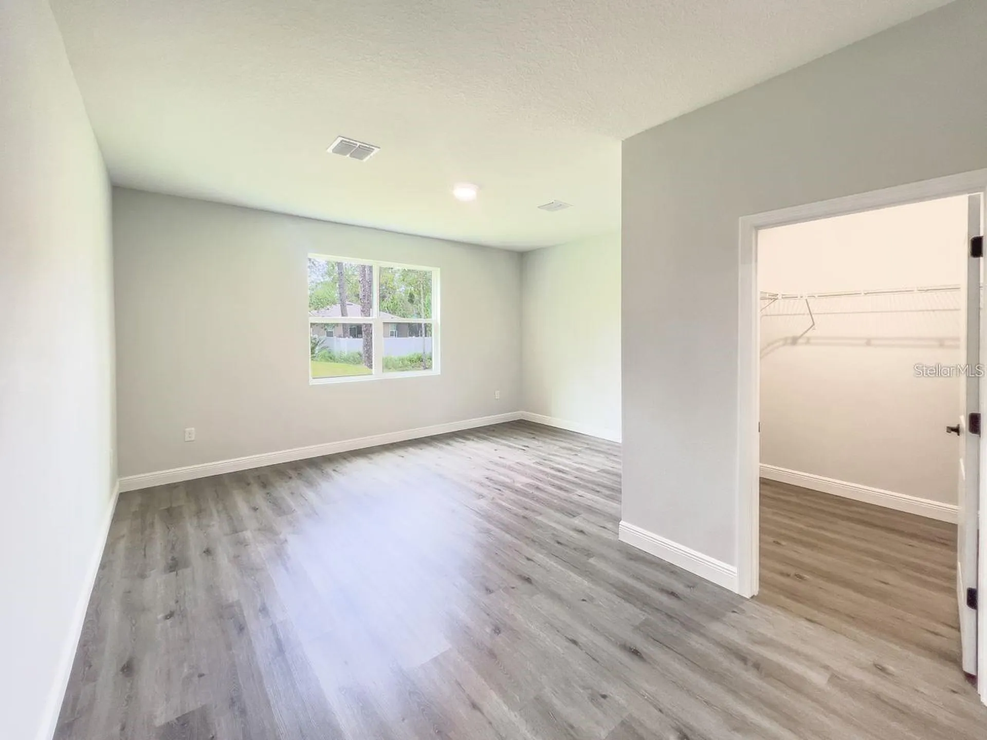 1580 East Parkway Deland FL 32724