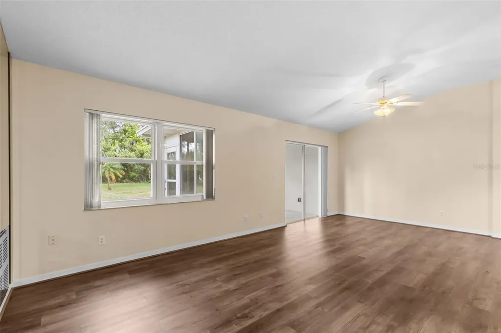 1414 Bluewater Drive Sun City Center FL 33573
