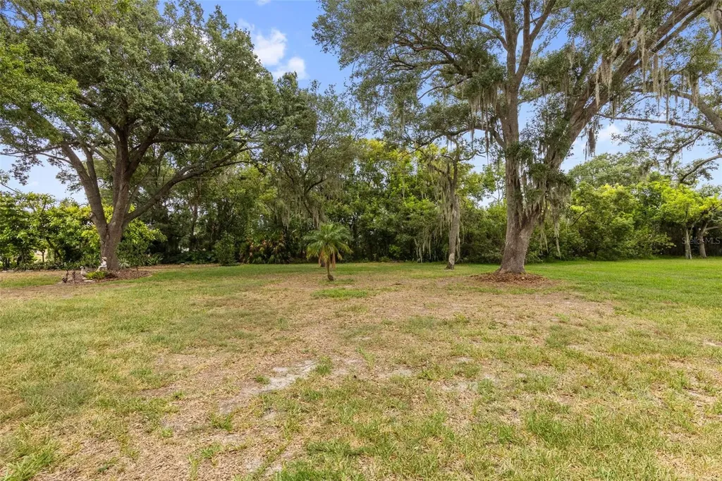 1414 Bluewater Drive Sun City Center FL 33573