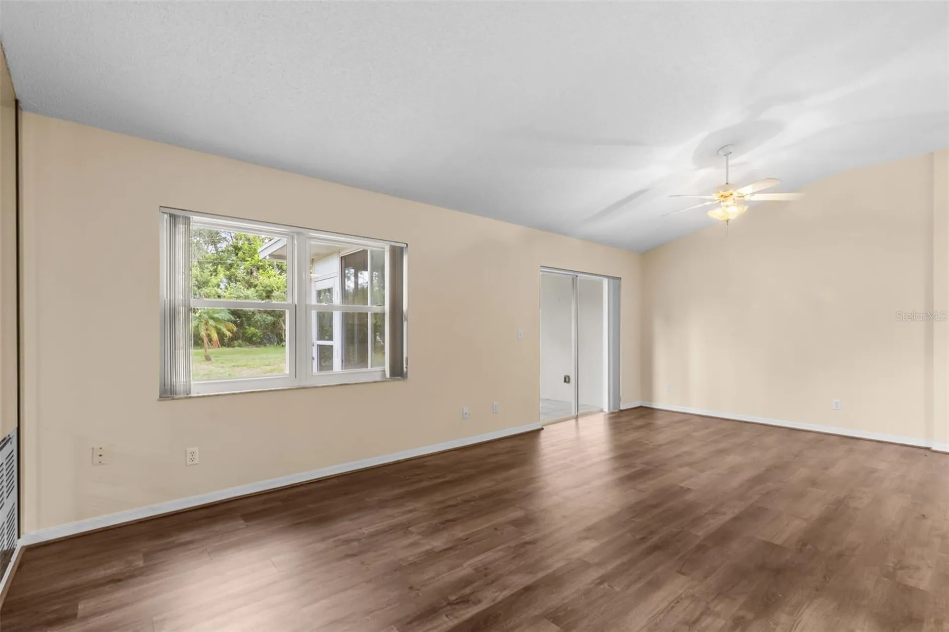 1414 Bluewater Drive Sun City Center FL 33573