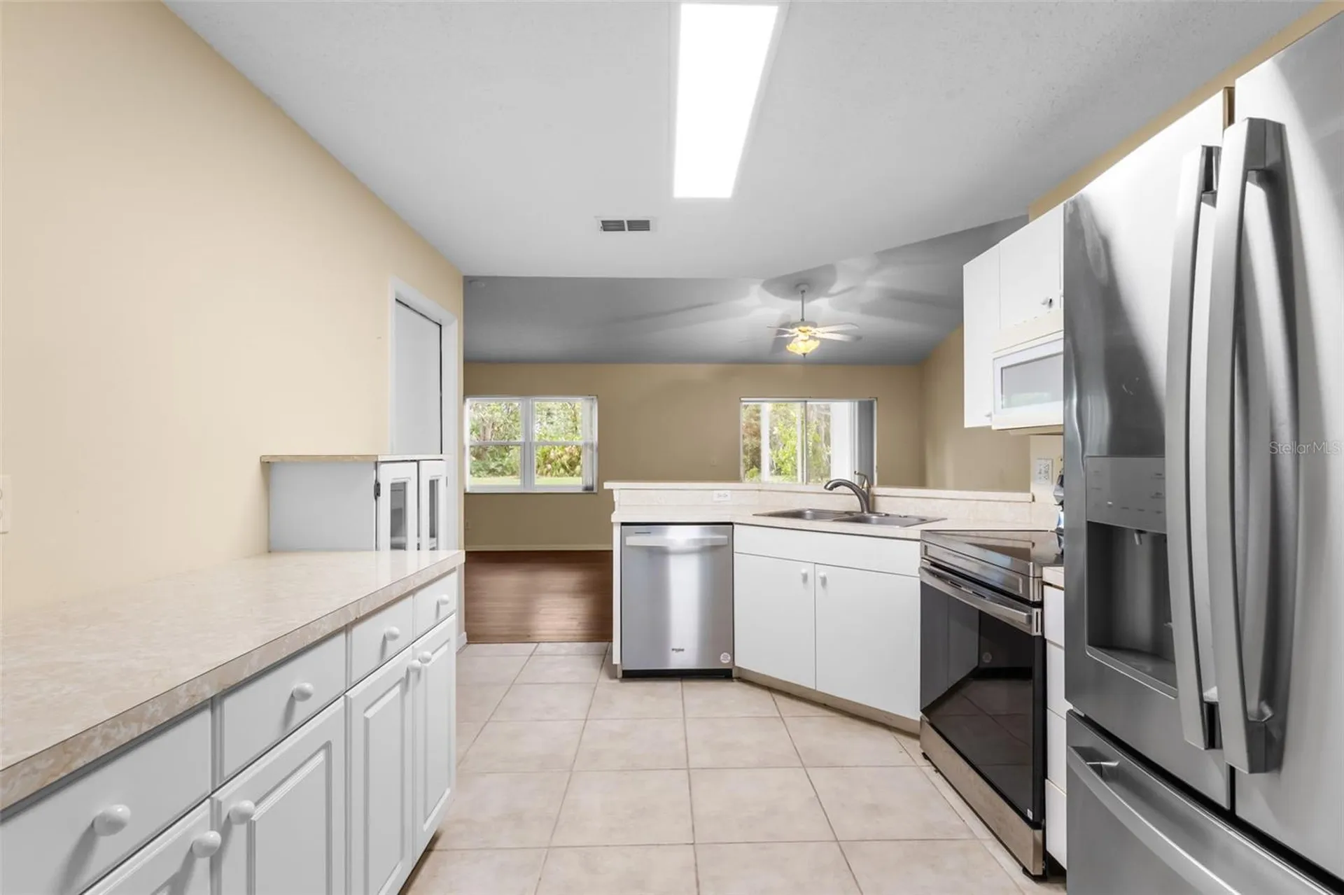 1414 Bluewater Drive Sun City Center FL 33573