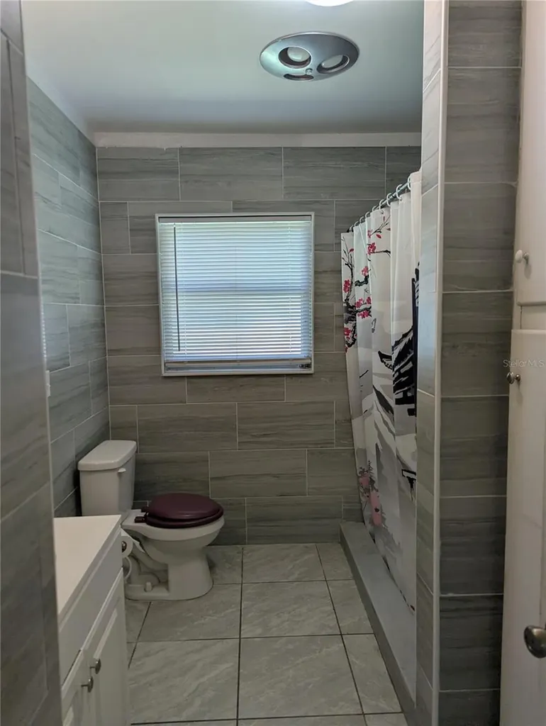 7633 S Crescent Loop Floral City FL 34436