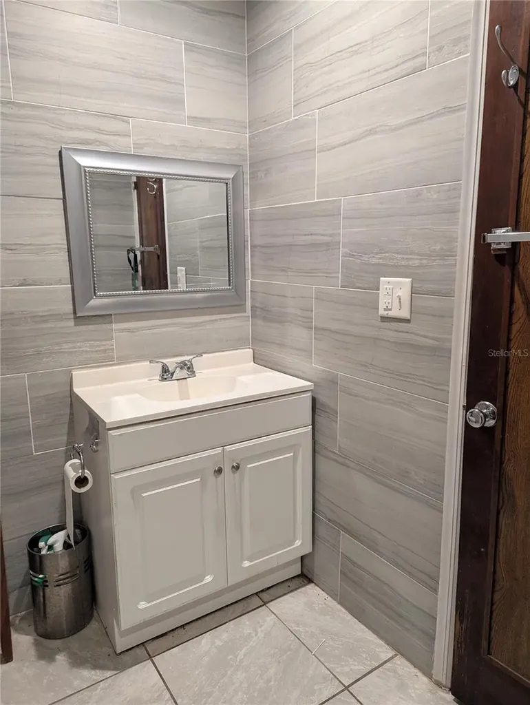 7633 S Crescent Loop Floral City FL 34436