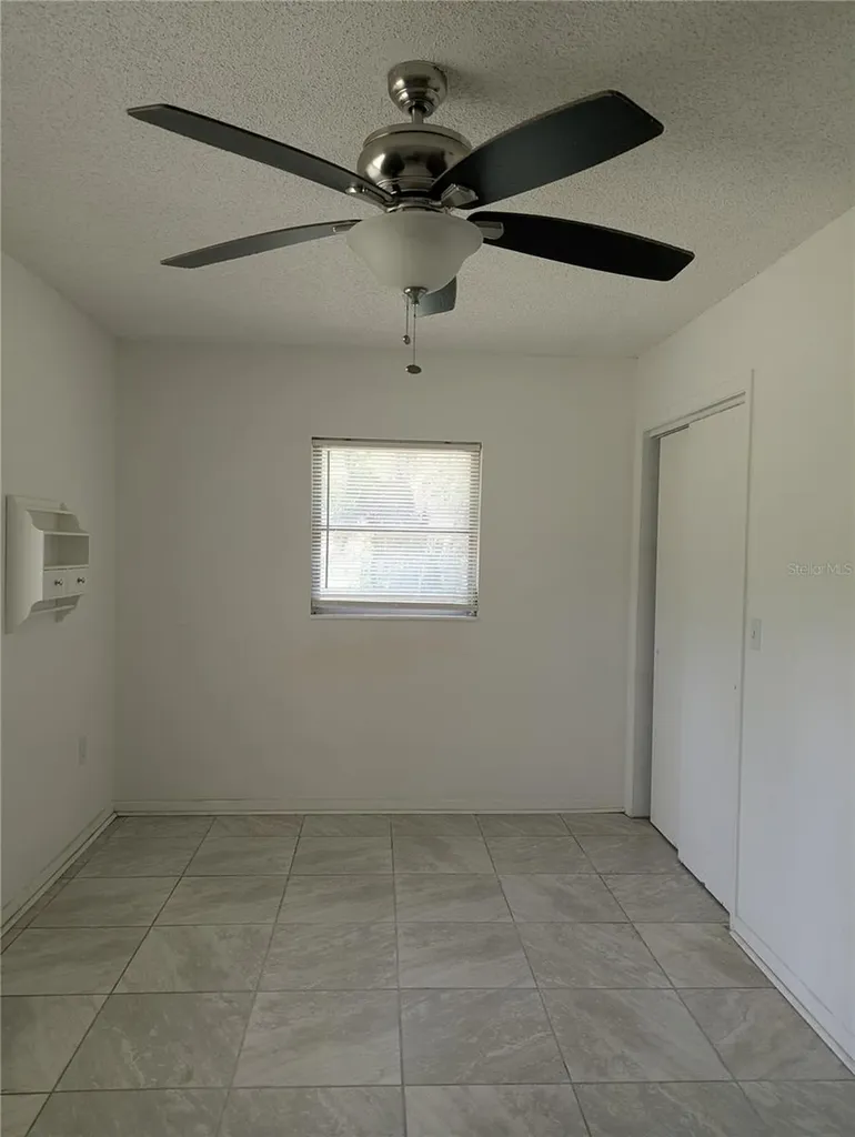 7633 S Crescent Loop Floral City FL 34436