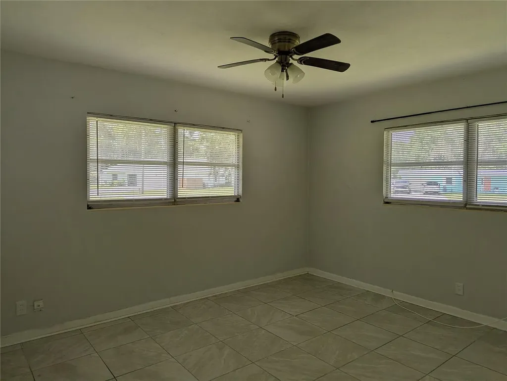 7633 S Crescent Loop Floral City FL 34436