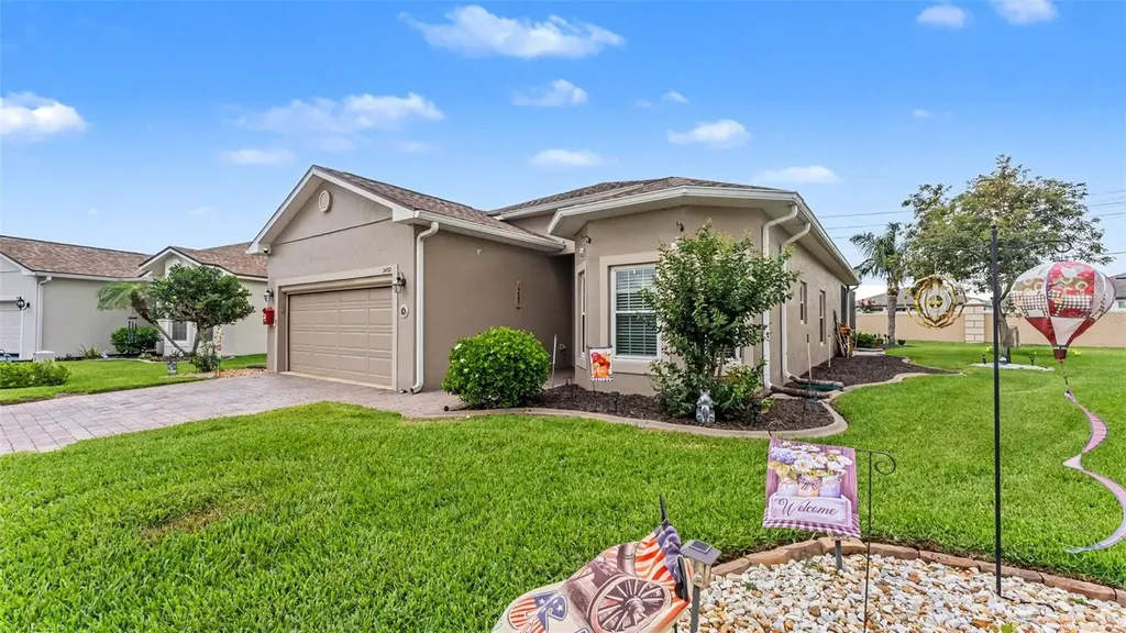 2452 Salzburg Loop Winter Haven FL 33884