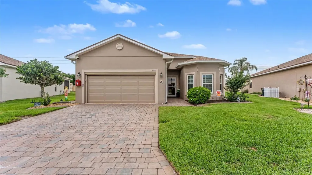 2452 Salzburg Loop Winter Haven FL 33884