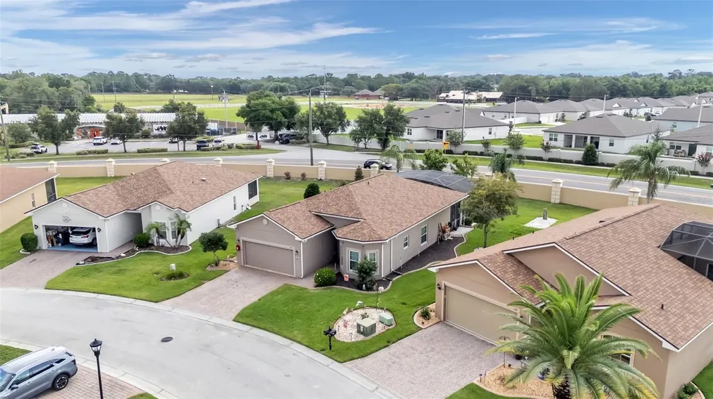 2452 Salzburg Loop Winter Haven FL 33884