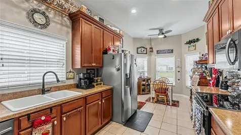 2452 Salzburg Loop Winter Haven FL 33884