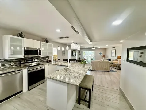 7003 Sunset Way St Pete Beach FL 33706