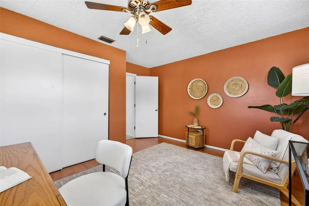 6035 19th Street NE St Petersburg FL 33703