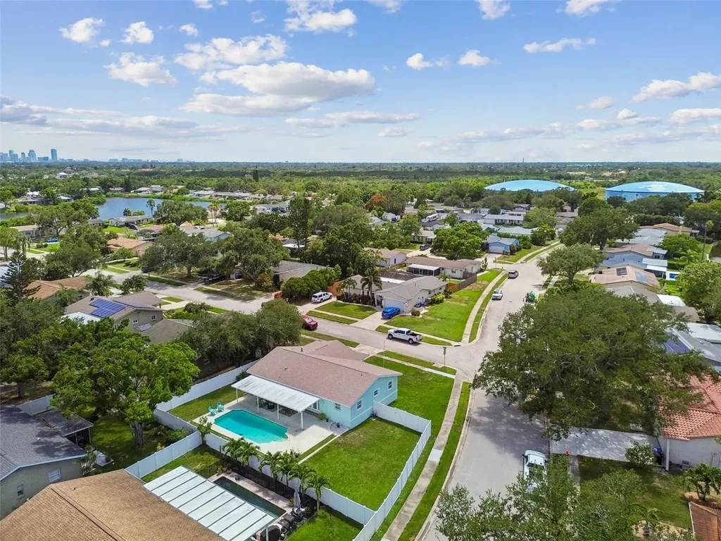 6035 19th Street NE St Petersburg FL 33703