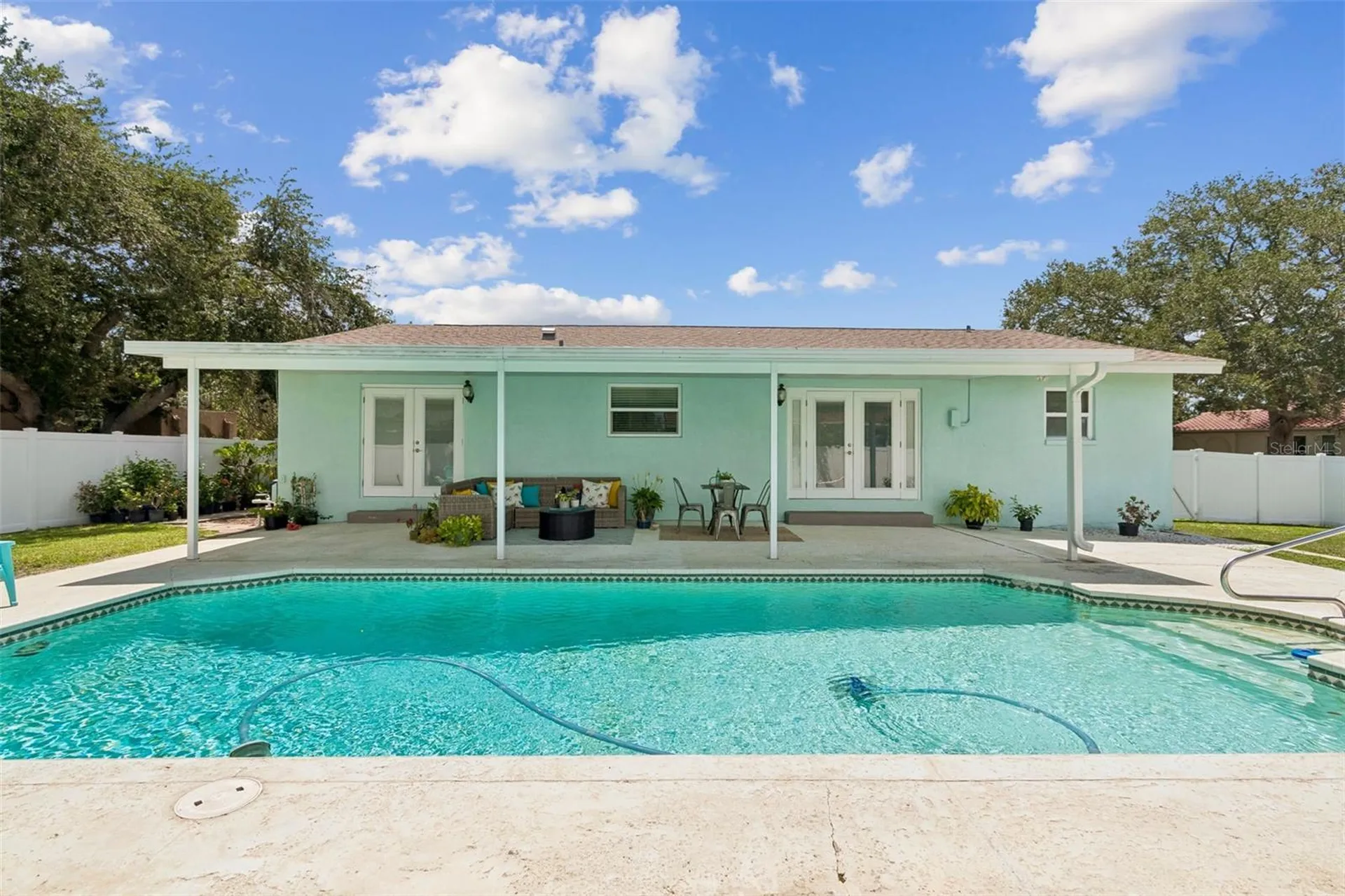 6035 19th Street NE St Petersburg FL 33703