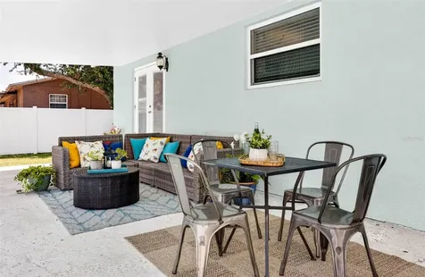 6035 19th Street NE St Petersburg FL 33703