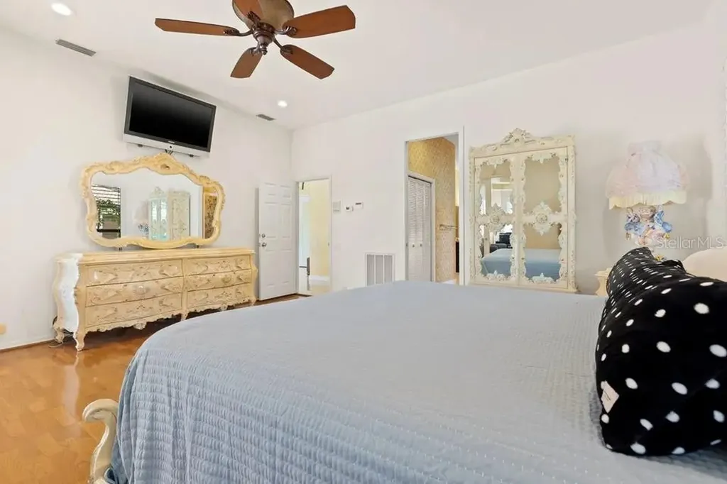 30324 Laurelwood Lane Wesley Chapel FL 33543