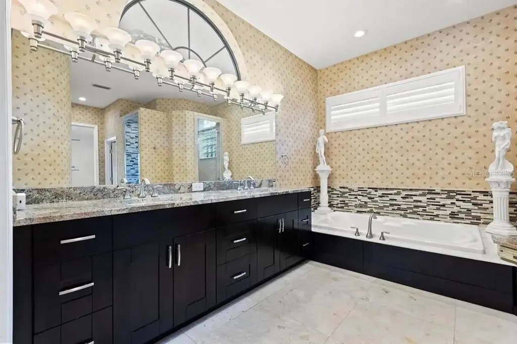 30324 Laurelwood Lane Wesley Chapel FL 33543