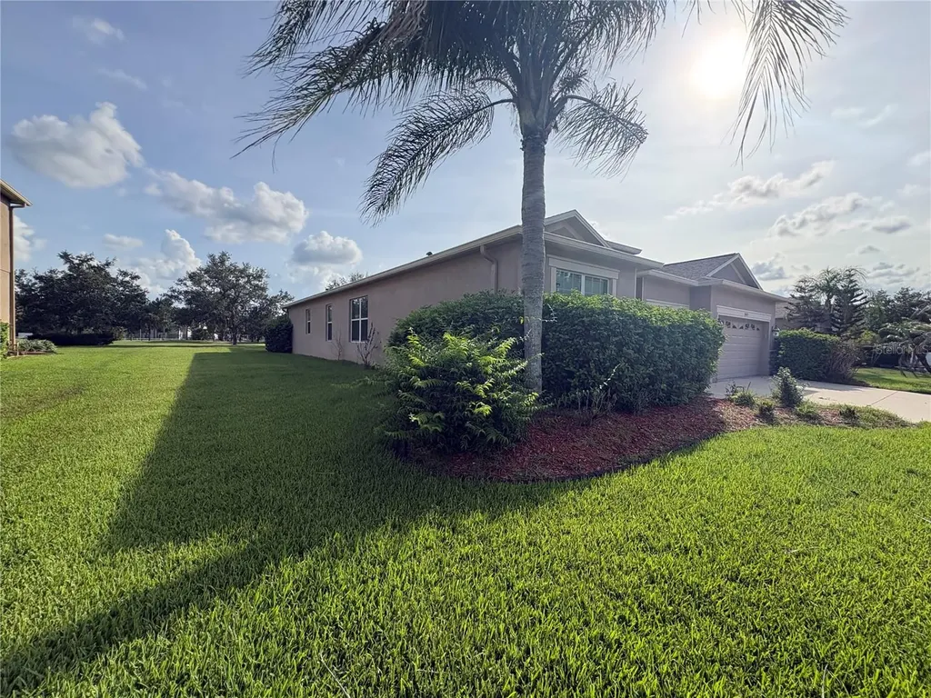 10525 Palm Cove Avenue Tampa FL 33647