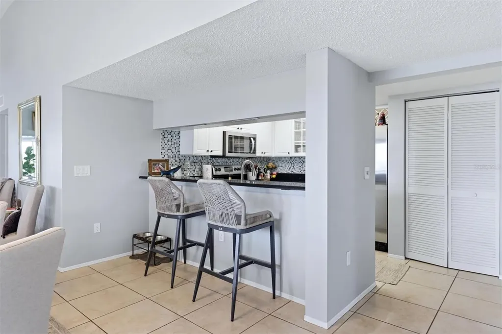 1103 Edgewater Circle Bradenton FL 34209