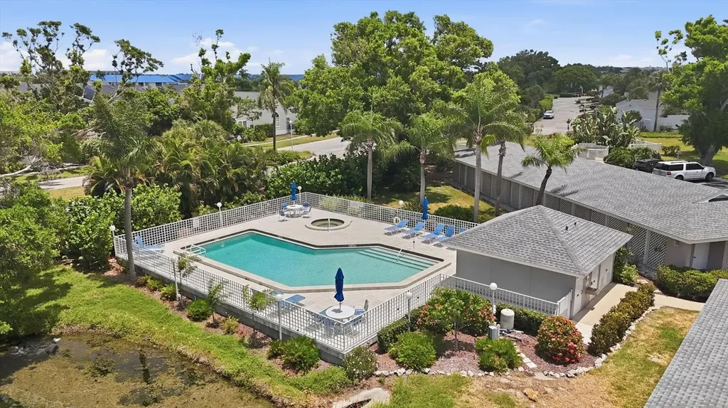 1103 Edgewater Circle Bradenton FL 34209