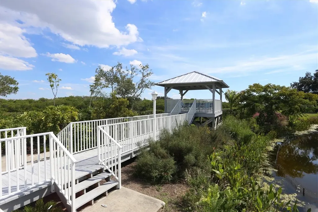 1103 Edgewater Circle Bradenton FL 34209