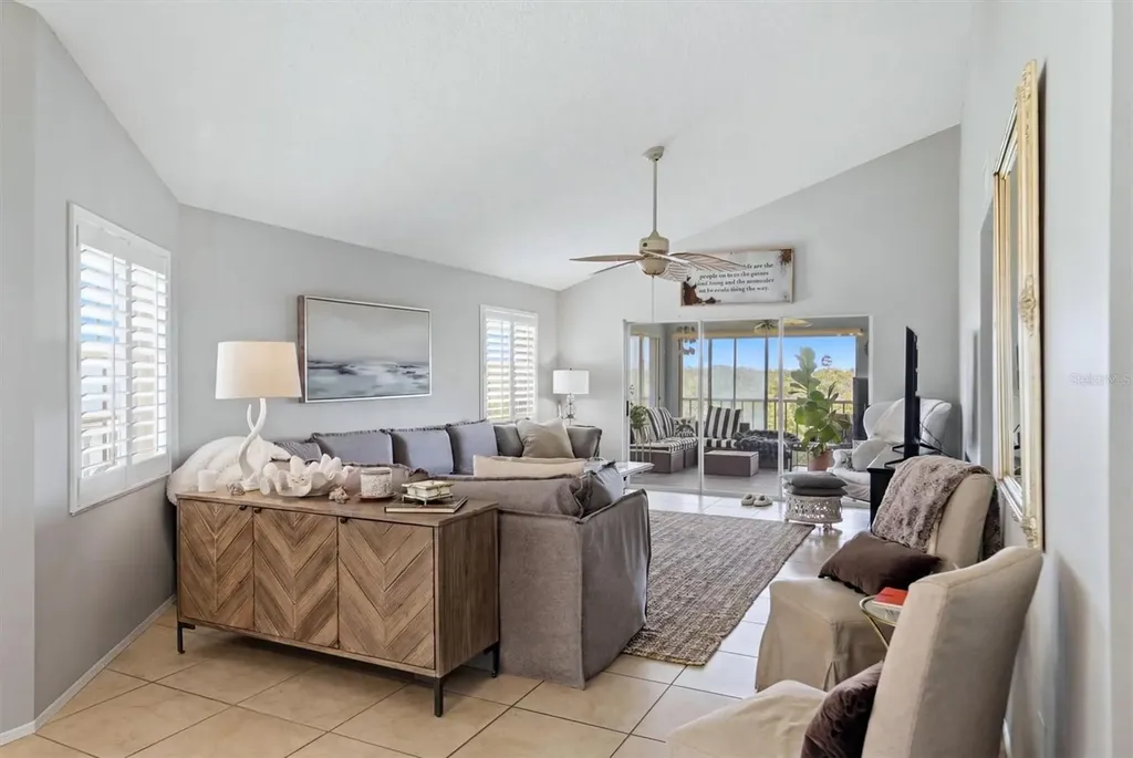 1103 Edgewater Circle Bradenton FL 34209