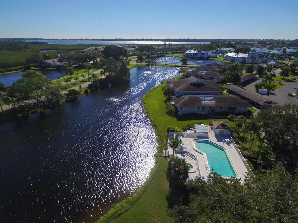 1103 Edgewater Circle Bradenton FL 34209