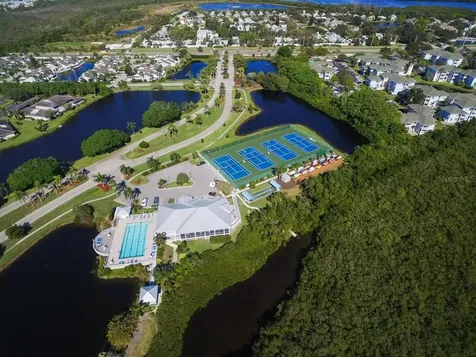 1103 Edgewater Circle Bradenton FL 34209