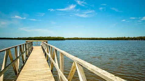 1103 Edgewater Circle Bradenton FL 34209
