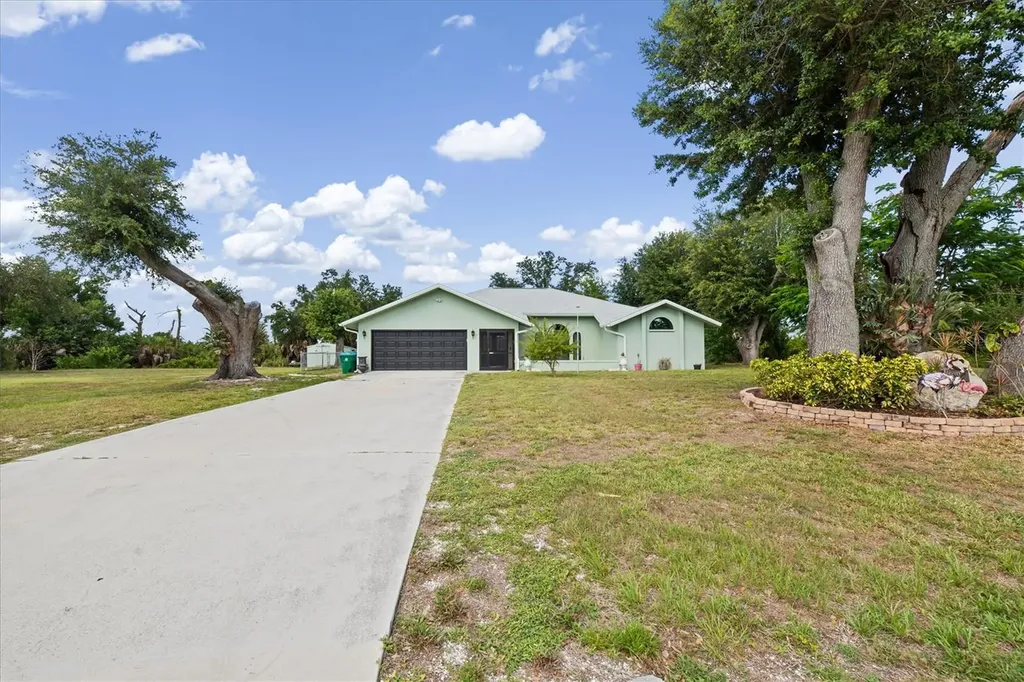 10033 Stonecrop Avenue Englewood FL 34224