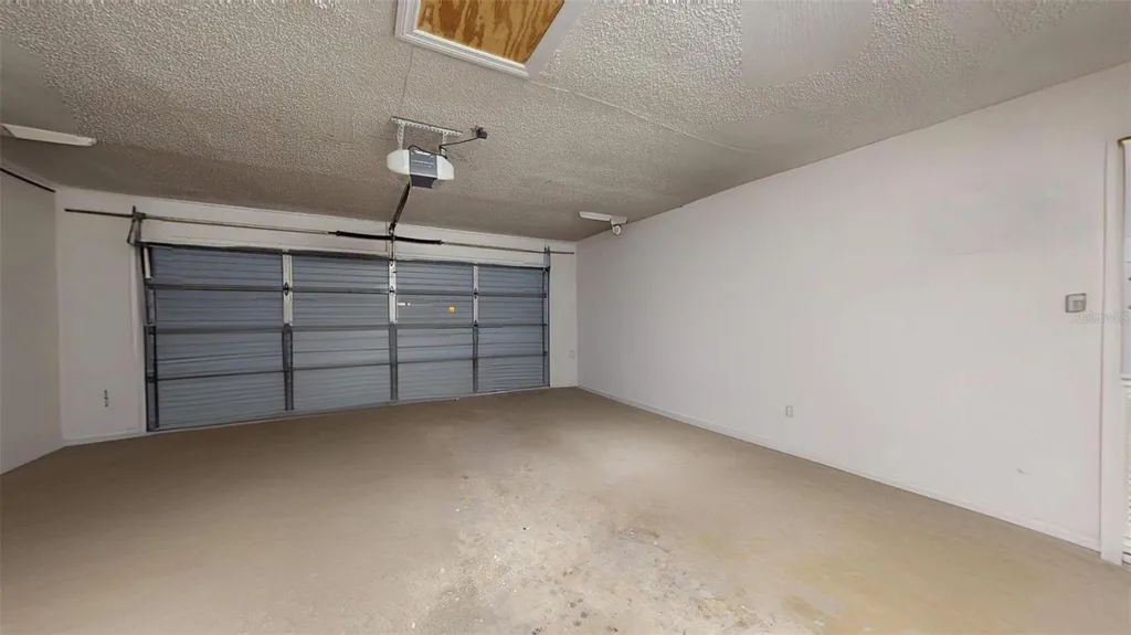 5218 Venetian Boulevard NE St Petersburg FL 33703