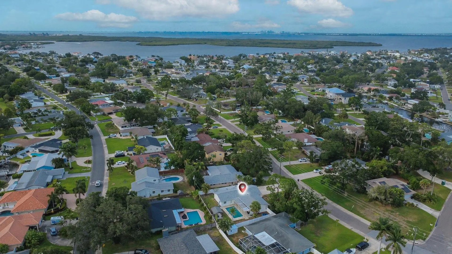 5218 Venetian Boulevard NE St Petersburg FL 33703