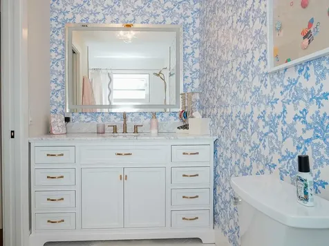 5218 Venetian Boulevard NE St Petersburg FL 33703