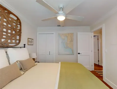 5218 Venetian Boulevard NE St Petersburg FL 33703
