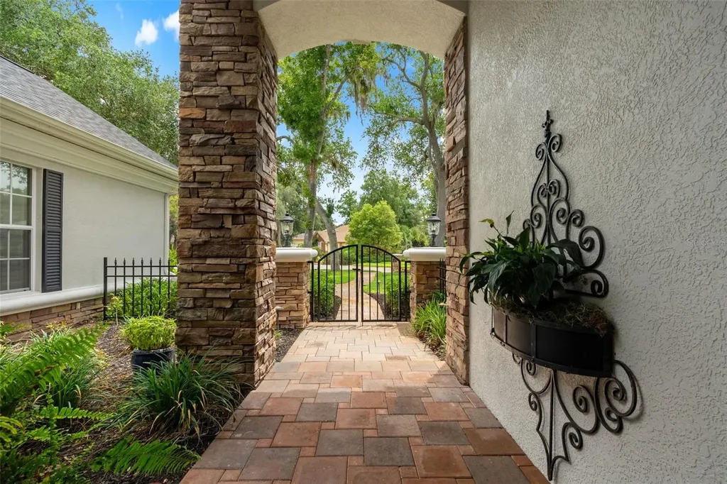 8921 Eagle Watch Drive Riverview FL 33578