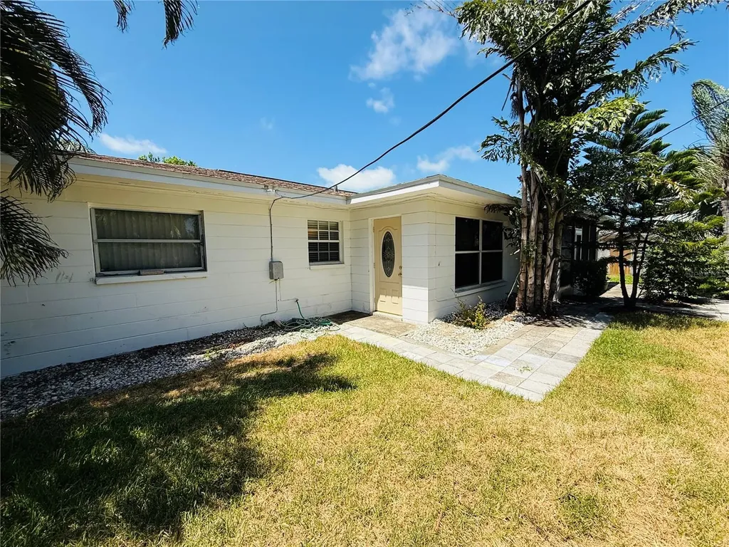 11537 63rd Avenue Seminole FL 33772