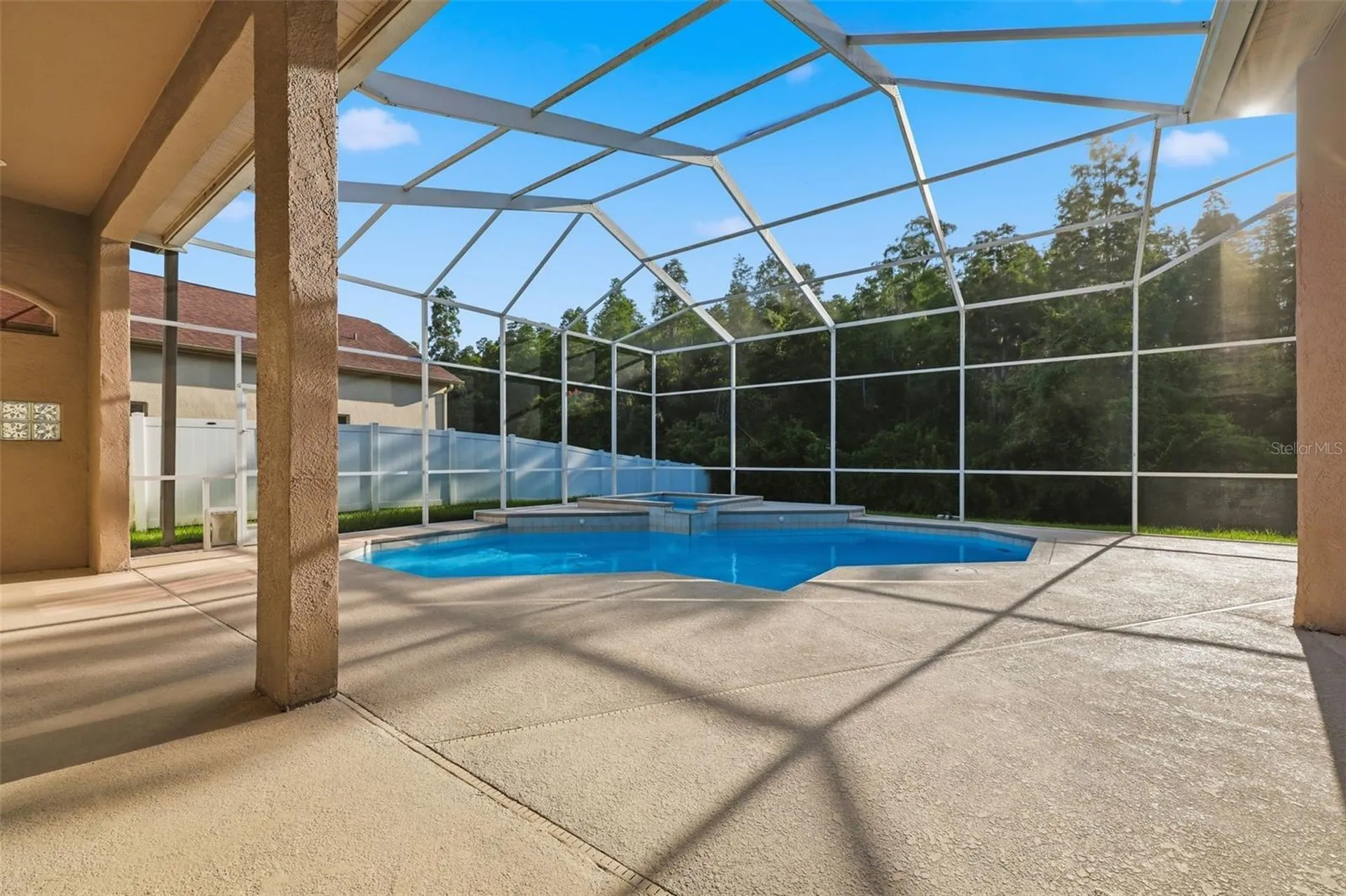 18126 Emerald Bay Street Tampa FL 33647