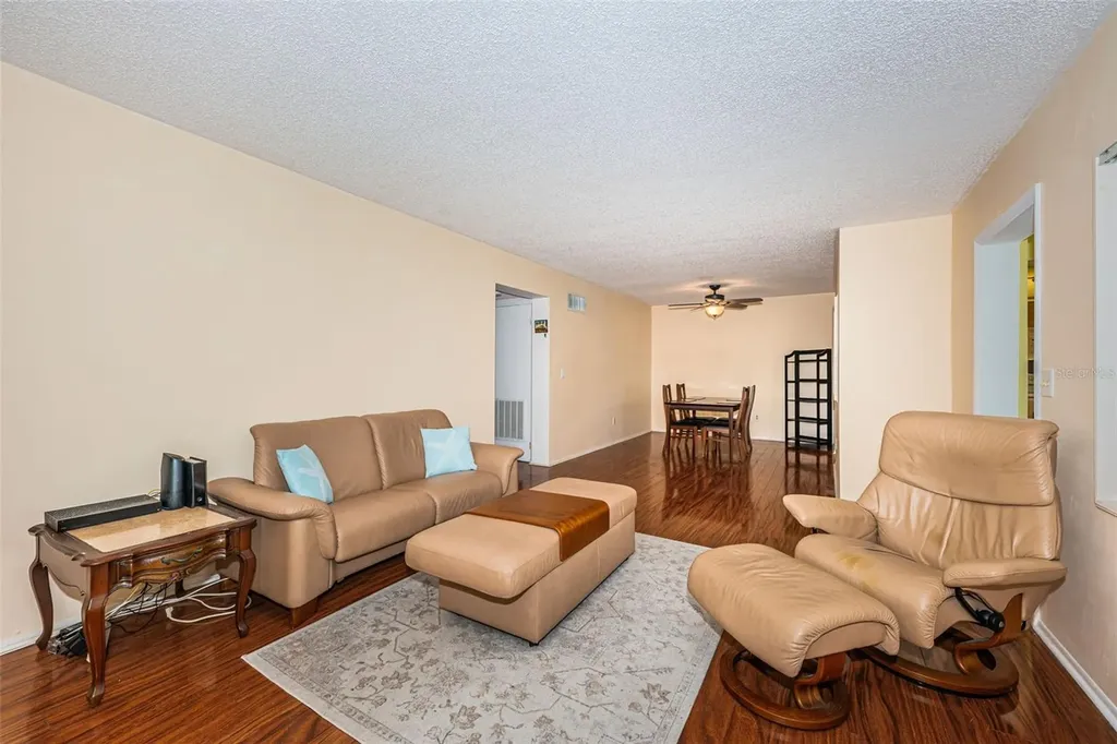 4700 Cove Circle St Petersburg FL 33708