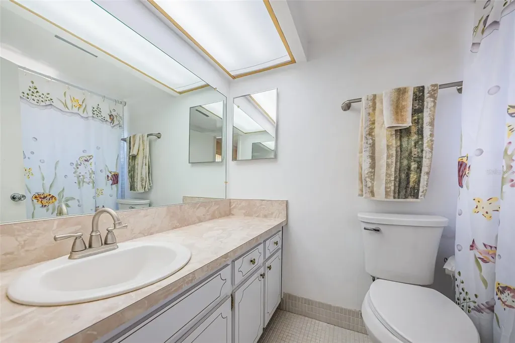 4700 Cove Circle St Petersburg FL 33708