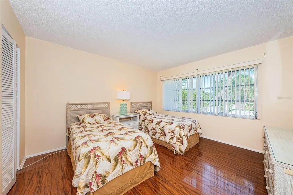 4700 Cove Circle St Petersburg FL 33708
