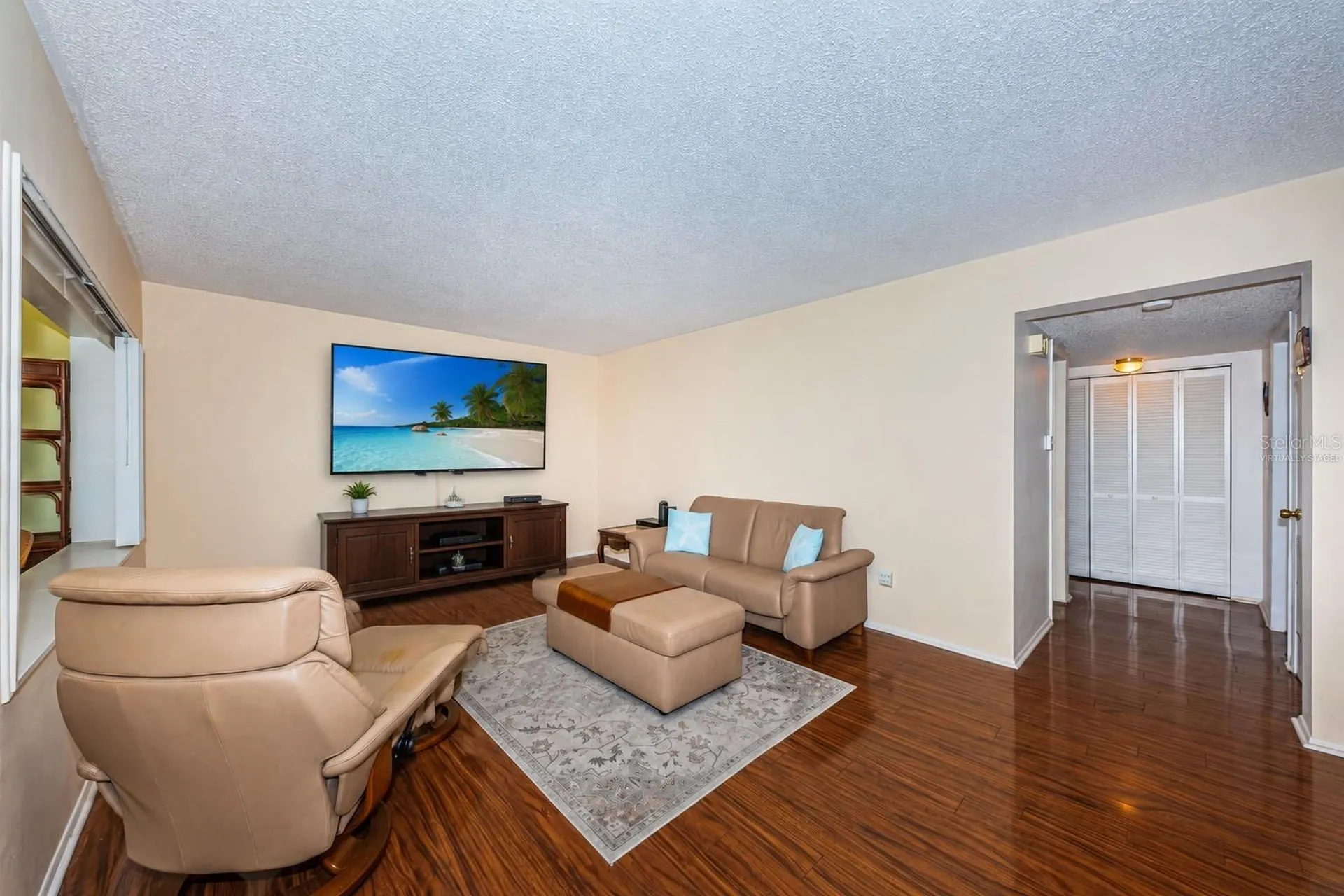 4700 Cove Circle St Petersburg FL 33708