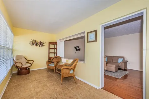 4700 Cove Circle St Petersburg FL 33708